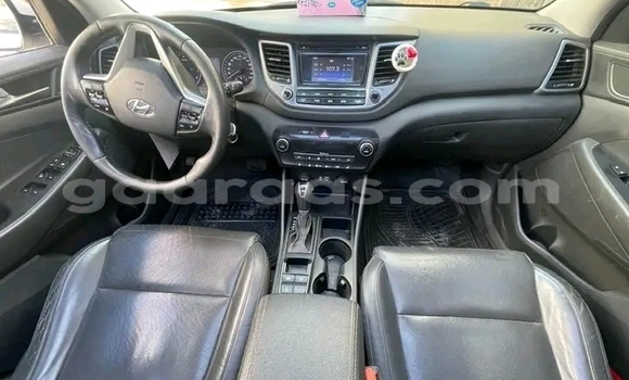 Acheter Occasion Voiture Hyundai Tucson Blanc à Dakar, Dakar Acheter Occasion Voiture Hyundai Tucson Blanc à Dakar, Dakar