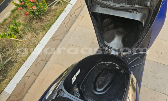 Acheter Occasion Moto Honda Scooters Noir à Dakar, Dakar Acheter Occasion Moto Honda Scooters Noir à Dakar, Dakar