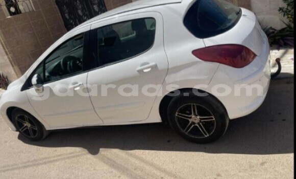 Acheter Occasion Voiture Peugeot 308 Blanc à Dakar, Dakar Acheter Occasion Voiture Peugeot 308 Blanc à Dakar, Dakar