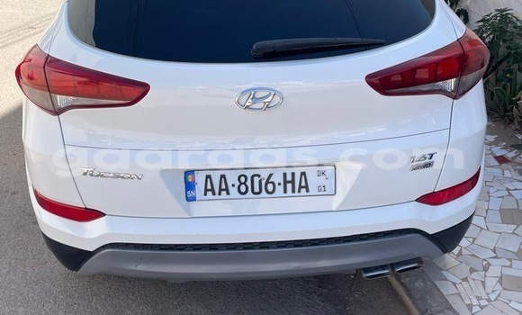 Acheter Occasion Voiture Hyundai Tucson Blanc à Dakar, Dakar Acheter Occasion Voiture Hyundai Tucson Blanc à Dakar, Dakar