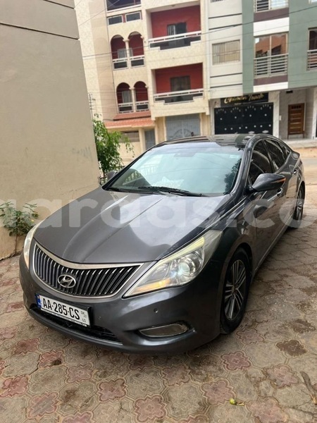 Big with watermark hyundai grandeur dakar dakar 29579