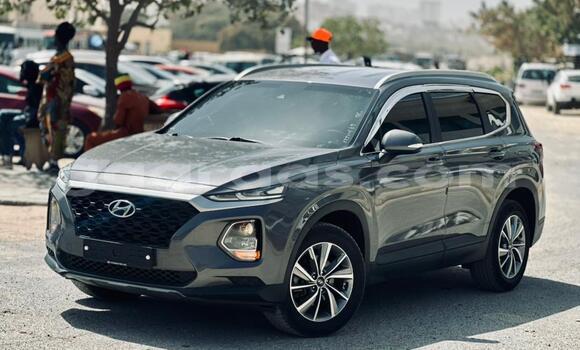 Buy Import Hyundai Santa Fe Silver Car in Dakar in Dakar Buy Import Hyundai Santa Fe Silver Car in Dakar in Dakar