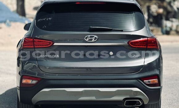 Buy Import Hyundai Santa Fe Silver Car in Dakar in Dakar Buy Import Hyundai Santa Fe Silver Car in Dakar in Dakar