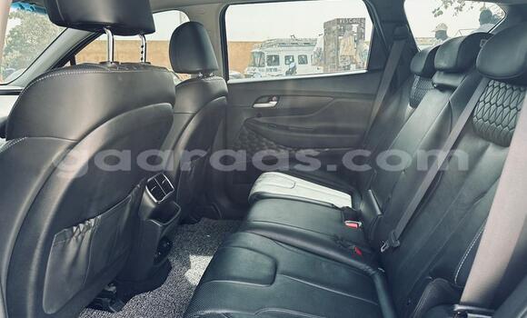 Buy Import Hyundai Santa Fe Silver Car in Dakar in Dakar Buy Import Hyundai Santa Fe Silver Car in Dakar in Dakar