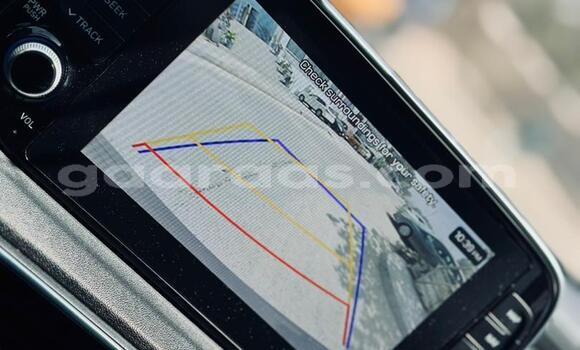 Buy Import Hyundai Santa Fe Silver Car in Dakar in Dakar Buy Import Hyundai Santa Fe Silver Car in Dakar in Dakar