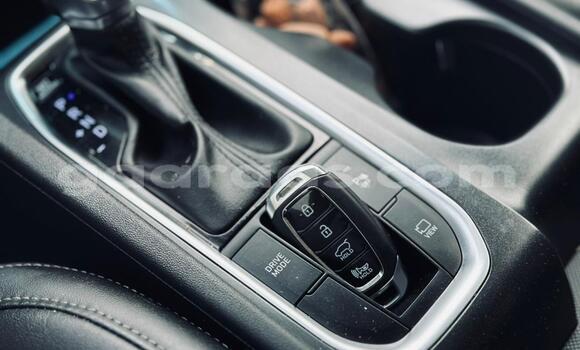 Buy Import Hyundai Santa Fe Silver Car in Dakar in Dakar Buy Import Hyundai Santa Fe Silver Car in Dakar in Dakar