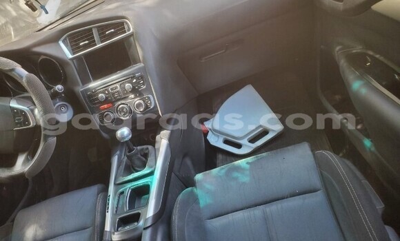 Acheter Occasion Voiture Citroen C4 Autre à Dakar, Dakar Acheter Occasion Voiture Citroen C4 Autre à Dakar, Dakar