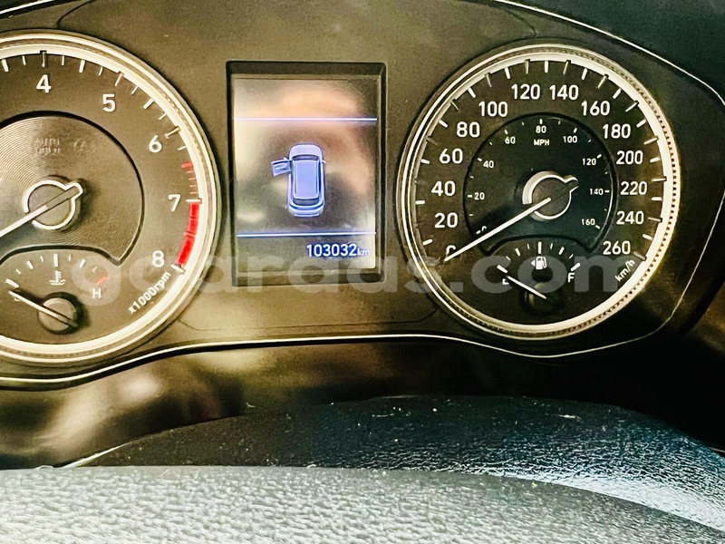 Big with watermark hyundai santa fe dakar dakar 29619