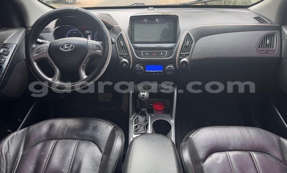 Buy Used Hyundai Tucson Silver Car in Dakar in Dakar Buy Used Hyundai Tucson Silver Car in Dakar in Dakar