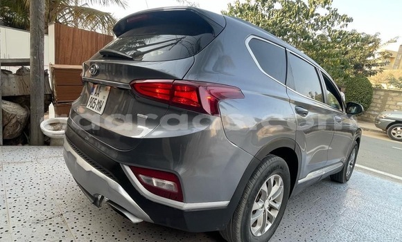 Acheter Occasion Voiture Hyundai Santa Fe Gris à Dakar, Dakar Acheter Occasion Voiture Hyundai Santa Fe Gris à Dakar, Dakar