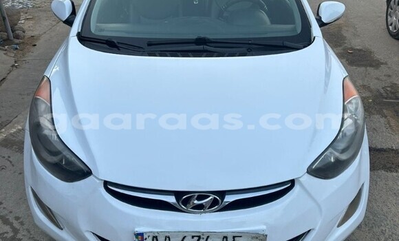 Acheter Occasion Voiture Hyundai Avante Blanc à Dakar, Dakar Acheter Occasion Voiture Hyundai Avante Blanc à Dakar, Dakar