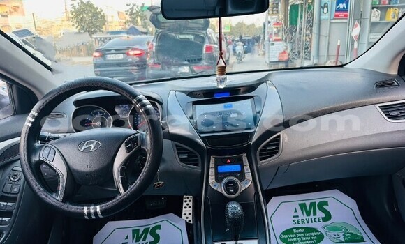 Acheter Occasion Voiture Hyundai Avante Blanc à Dakar, Dakar Acheter Occasion Voiture Hyundai Avante Blanc à Dakar, Dakar