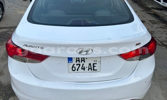 Acheter Occasion Voiture Hyundai Avante Blanc à Dakar, Dakar Acheter Occasion Voiture Hyundai Avante Blanc à Dakar, Dakar