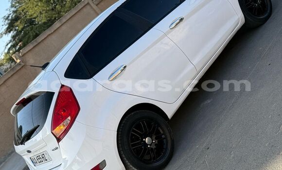 Dieundeu Occasion Ford Fiesta White Auto in Dakar in Dakar Dieundeu Occasion Ford Fiesta White Auto in Dakar in Dakar
