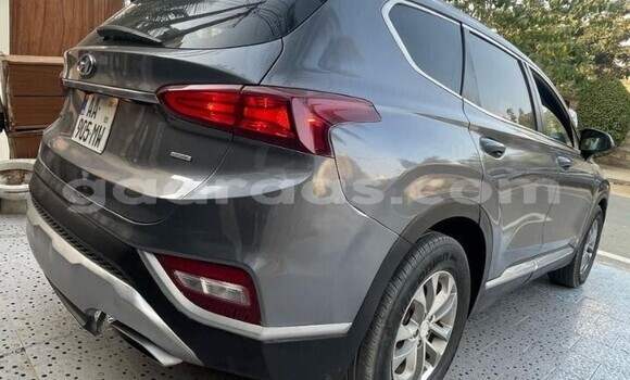 Acheter Occasion Voiture Hyundai Santa Fe Gris à Dakar, Dakar Acheter Occasion Voiture Hyundai Santa Fe Gris à Dakar, Dakar