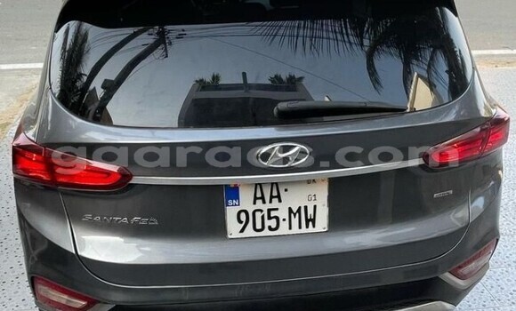 Acheter Occasion Voiture Hyundai Santa Fe Gris à Dakar, Dakar Acheter Occasion Voiture Hyundai Santa Fe Gris à Dakar, Dakar