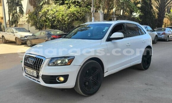Buy Used Audi Q5 White Car in Dakar in Dakar Buy Used Audi Q5 White Car in Dakar in Dakar