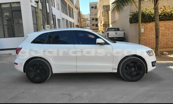 Buy Used Audi Q5 White Car in Dakar in Dakar Buy Used Audi Q5 White Car in Dakar in Dakar