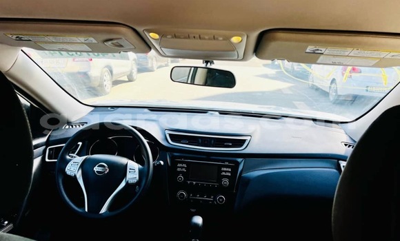 Acheter Occasion Voiture Nissan Rogue Blanc à Dakar, Dakar Acheter Occasion Voiture Nissan Rogue Blanc à Dakar, Dakar