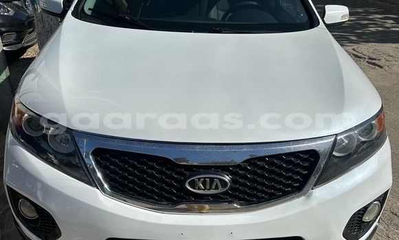 Buy Used Kia Sorento White Car in Dakar in Dakar