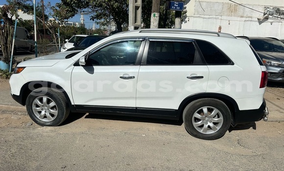 Buy Used Kia Sorento White Car in Dakar in Dakar Buy Used Kia Sorento White Car in Dakar in Dakar