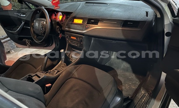 Dieundeu Occasion Citroen C5 Silver Auto in Dakar in Dakar Dieundeu Occasion Citroen C5 Silver Auto in Dakar in Dakar