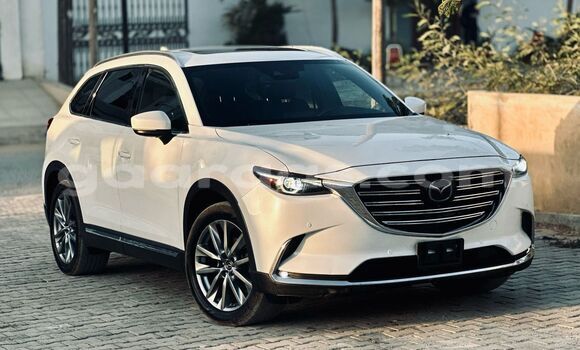 Acheter Import Voiture Mazda CX-9 Blanc à Dakar, Dakar Acheter Import Voiture Mazda CX-9 Blanc à Dakar, Dakar