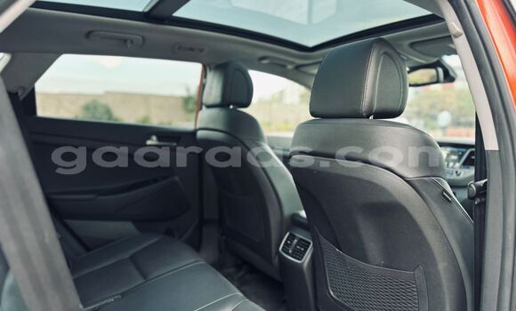 Acheter Import Voiture Hyundai Tucson Rouge à Dakar, Dakar Acheter Import Voiture Hyundai Tucson Rouge à Dakar, Dakar