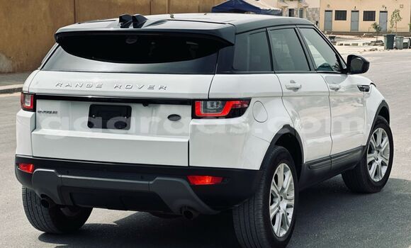 Dieundeu Imported Land Rover Range Rover Evoque White Auto in Dakar in Dakar Dieundeu Imported Land Rover Range Rover Evoque White Auto in Dakar in Dakar