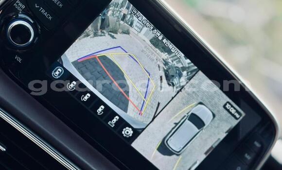 Buy Import Hyundai Santa Fe White Car in Dakar in Dakar Buy Import Hyundai Santa Fe White Car in Dakar in Dakar