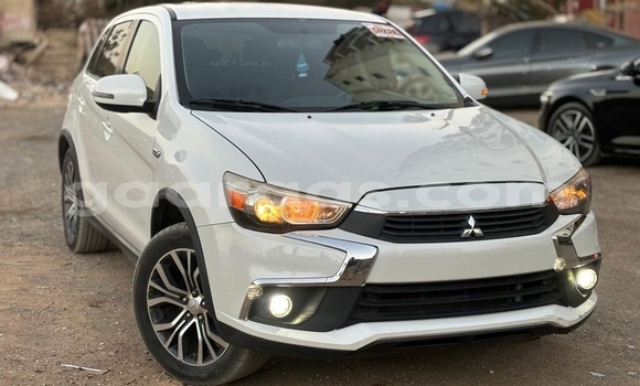 Acheter Occasion Voiture Mitsubishi Outlander Blanc à Dakar, Dakar Acheter Occasion Voiture Mitsubishi Outlander Blanc à Dakar, Dakar