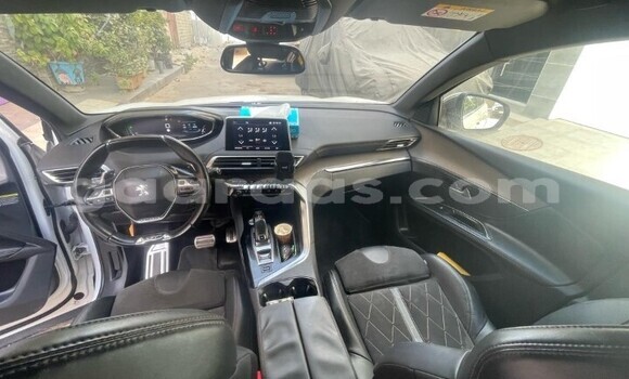 Acheter Occasion Voiture Peugeot 5008 Blanc à Dakar, Dakar Acheter Occasion Voiture Peugeot 5008 Blanc à Dakar, Dakar