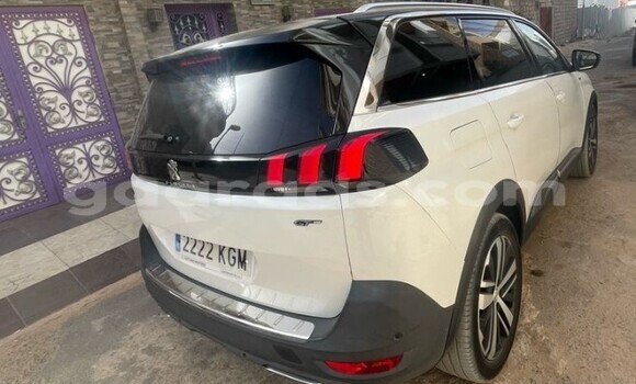 Acheter Occasion Voiture Peugeot 5008 Blanc à Dakar, Dakar Acheter Occasion Voiture Peugeot 5008 Blanc à Dakar, Dakar