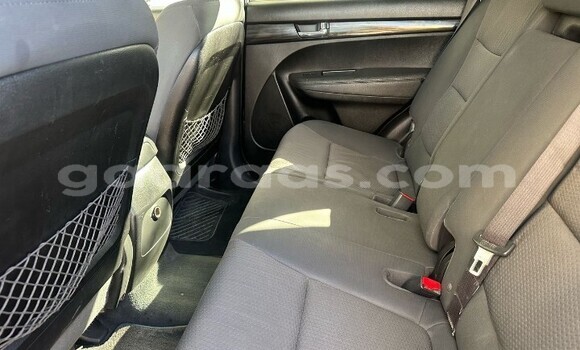 Buy Used Kia Sorento White Car in Dakar in Dakar Buy Used Kia Sorento White Car in Dakar in Dakar