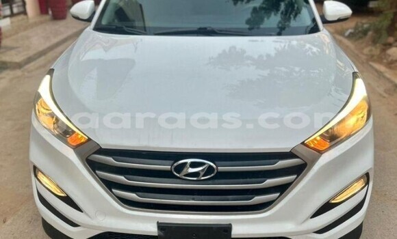 Acheter Occasion Voiture Hyundai Tucson Blanc à Dakar, Dakar Acheter Occasion Voiture Hyundai Tucson Blanc à Dakar, Dakar