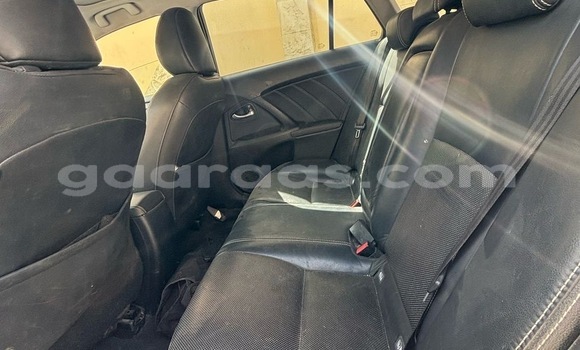 Buy Used Toyota Avensis Blanc Car in Dakar in Dakar Buy Used Toyota Avensis Blanc Car in Dakar in Dakar