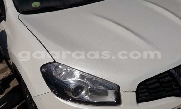 Buy Used Nissan Qashqai+2 White Car in Dakar in Dakar Buy Used Nissan Qashqai+2 White Car in Dakar in Dakar