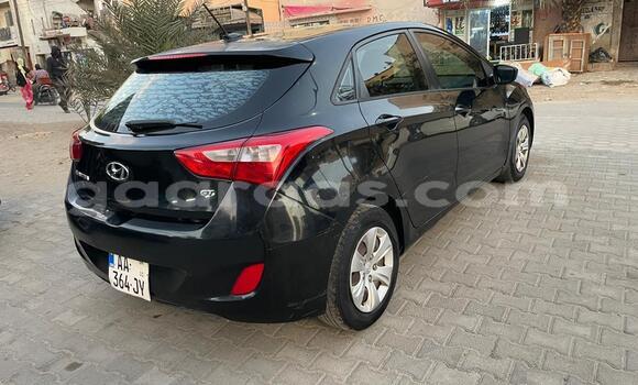 Acheter Occasion Voiture Hyundai Elantra Noir à Dakar, Dakar Acheter Occasion Voiture Hyundai Elantra Noir à Dakar, Dakar