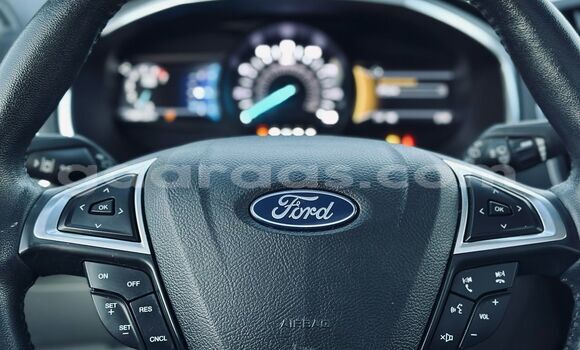 Acheter Import Voiture Ford Edge Noir à Dakar, Dakar Acheter Import Voiture Ford Edge Noir à Dakar, Dakar