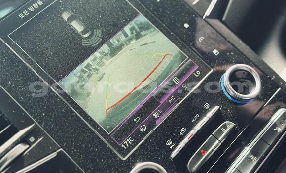 Buy Import Renault Samsung QM6 Silver Car in Dakar in Dakar Buy Import Renault Samsung QM6 Silver Car in Dakar in Dakar