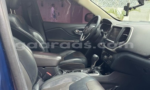 Buy Used Jeep Cherokee Blue Car in Dakar in Dakar Buy Used Jeep Cherokee Blue Car in Dakar in Dakar