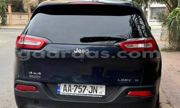 Buy Used Jeep Cherokee Blue Car in Dakar in Dakar Buy Used Jeep Cherokee Blue Car in Dakar in Dakar