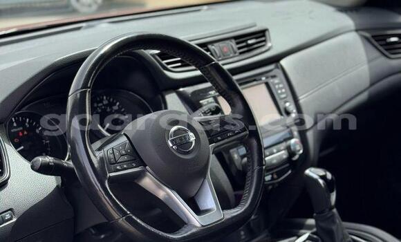 Dieundeu Imported Nissan Rogue Red Auto in Dakar in Dakar Dieundeu Imported Nissan Rogue Red Auto in Dakar in Dakar