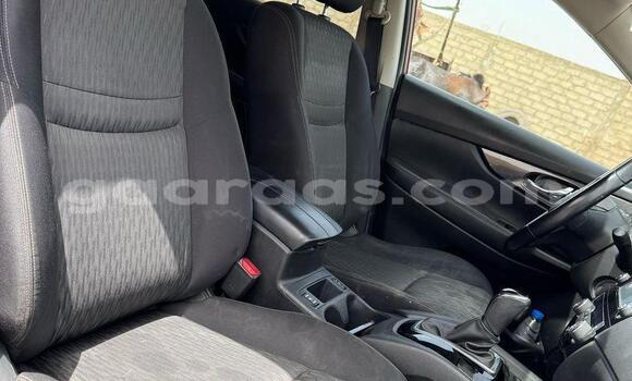 Dieundeu Imported Nissan Rogue Red Auto in Dakar in Dakar Dieundeu Imported Nissan Rogue Red Auto in Dakar in Dakar