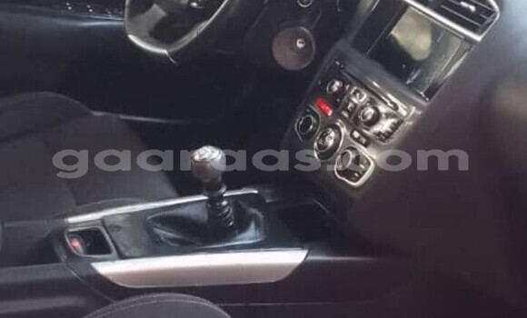 Dieundeu Occasion Citroen C4 Silver Auto in Dakar in Dakar Dieundeu Occasion Citroen C4 Silver Auto in Dakar in Dakar