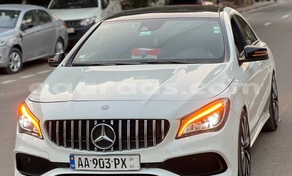 Buy Used Mercedes‒Benz CLA-klasse Blanc Car in Dakar in Dakar