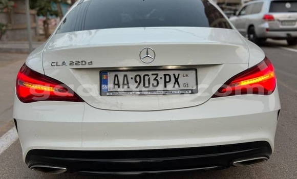 Acheter Occasion Voiture Mercedes‒Benz CLA-klasse Blanc à Dakar, Dakar Acheter Occasion Voiture Mercedes‒Benz CLA-klasse Blanc à Dakar, Dakar