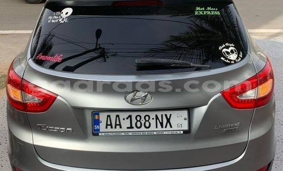 Buy Used Hyundai Tucson Silver Car in Dakar in Dakar Buy Used Hyundai Tucson Silver Car in Dakar in Dakar