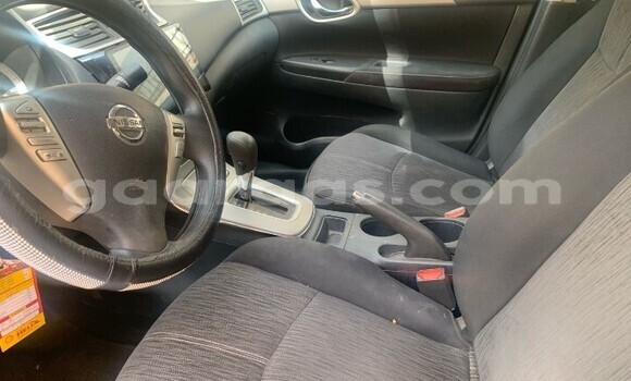 Acheter Occasion Voiture Nissan Sentra Gris à Dakar, Dakar Acheter Occasion Voiture Nissan Sentra Gris à Dakar, Dakar