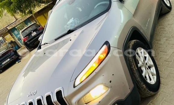 Acheter Occasion Voiture Jeep Cherokee Gris à Dakar, Dakar Acheter Occasion Voiture Jeep Cherokee Gris à Dakar, Dakar